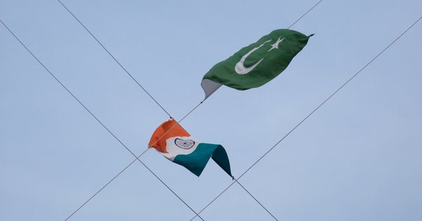 Pakistan and India flags
