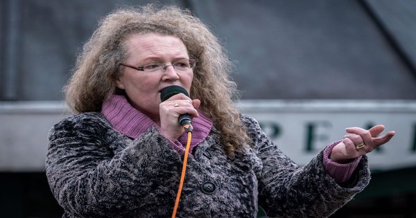 dolores_cahill_.jpg